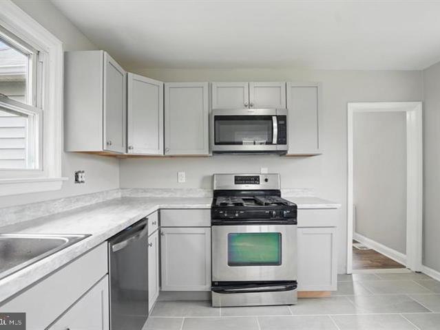 1239 Hilldale Rd, Baltimore, MD 21237 | MLS #MDBC2151