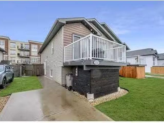 12303 103 Street, Grande Prairie, AB, T8V 2L4 house for sale.