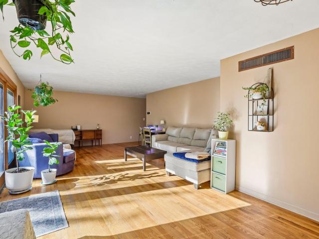 12302 Sunset Drive