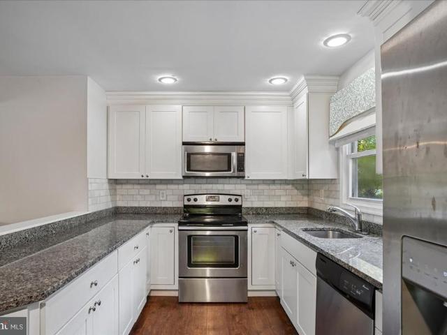 1230 Hilltop Drive