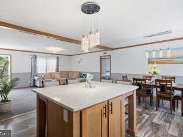 1230 Horse Point Road