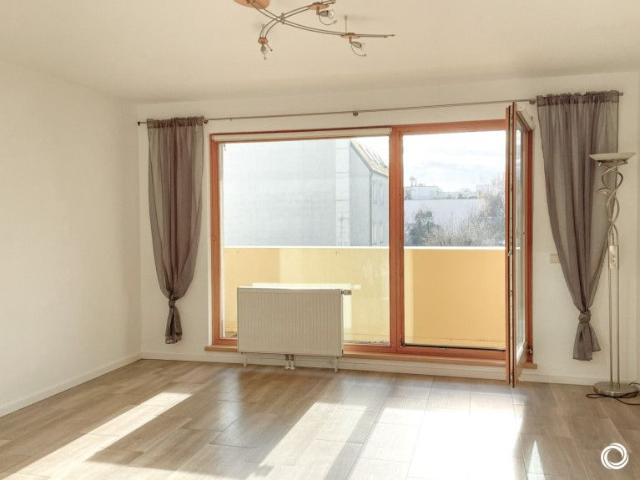 1230/ Sonnige 2 Zimmer mit Aussicht und Loggia!