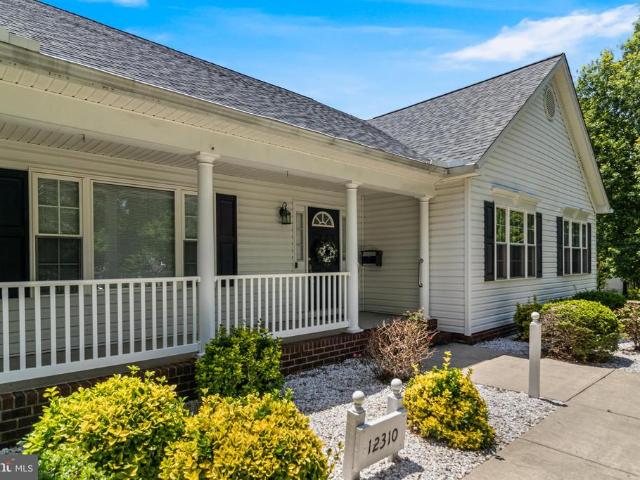 12310 Longleaf Lane