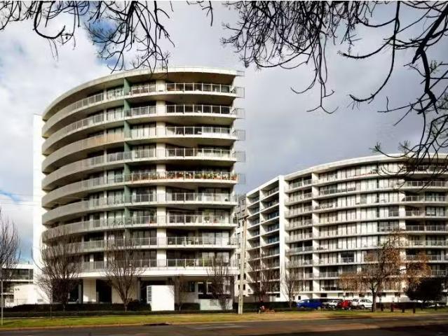123/1 Mouat, Lyneham Apartment for rent Listed by Madeline Mc.