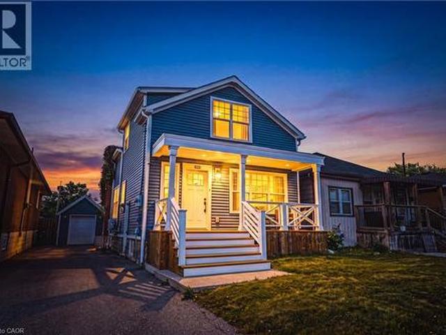 1231 Dunsmure Road, Hamilton, ON, L8H 1L5 house for sale | Listing ID 40868 | Royal LePage