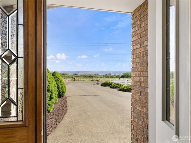 1231 Game Farm Road