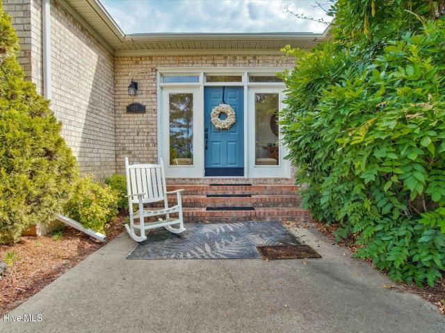 1231 Greenbriar Place