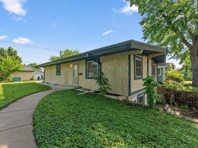 1231 Hewitt Avenue