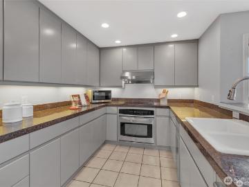 1231 5th Ave N, Unit 101, Seattle, WA 98109 | MLS #2461