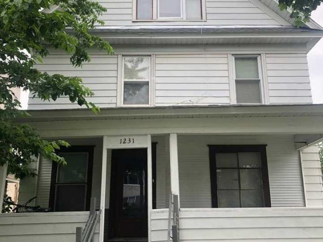 1231 8TH 3 Bedroom Apartment for Rent at 1231 8th St Se, Minneapolis, MN 55414 Dinkytown