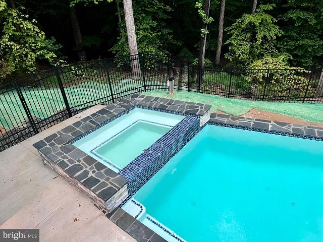 12320 Putters Court