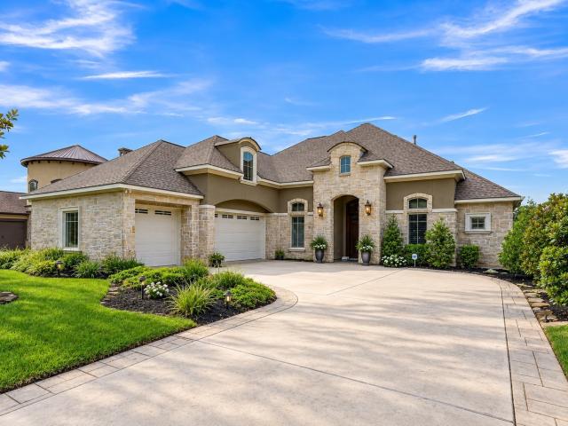 12324 White Oak Point
