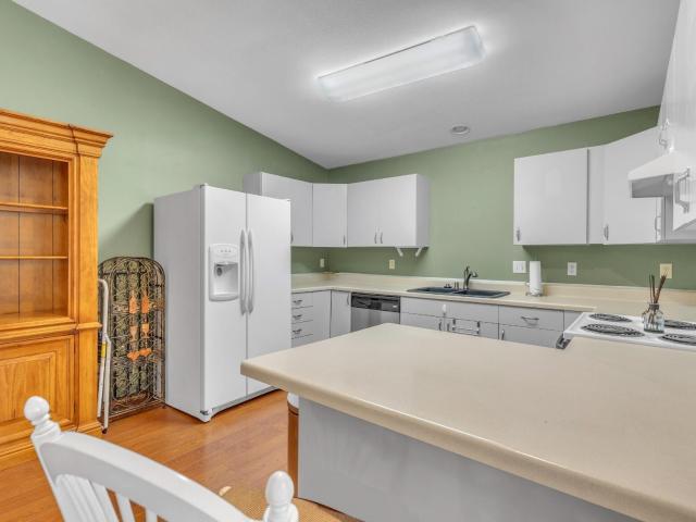 1232 N 49th St
