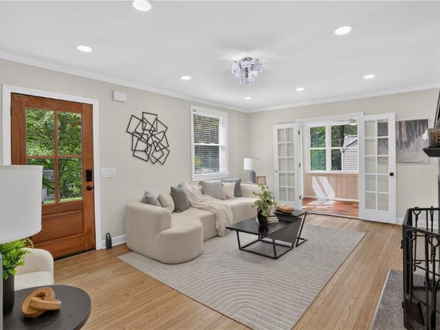 1232 Carter Road