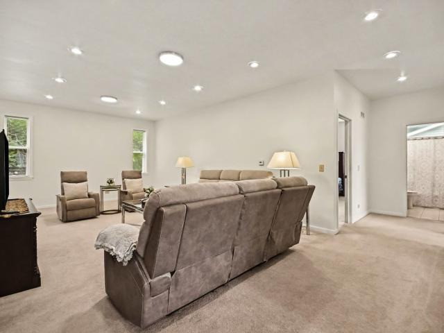 1232 Lakewood Drive