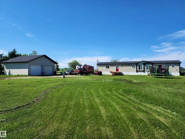 1232 Twp Road 512, Rural Parkland County, AB, T7Y 2N7 house for sale | Listing ID E4495 | Royal LePage