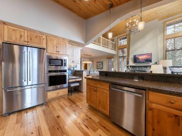 12339 Lookout Loop, Unit F0638, Truckee, CA 96161 | MLS #20252