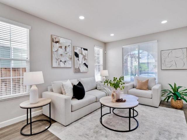 1233 Arabelle Way
