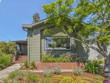1233 Carleton St