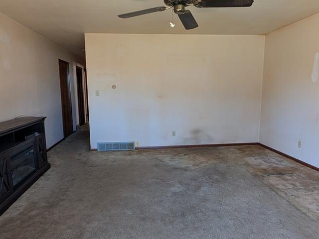 1233 Commercial Street