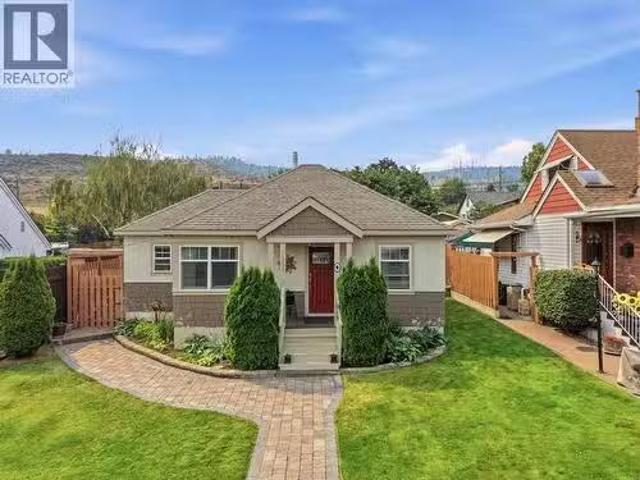 1233 Pine Street, Kamloops, BC, V2C 3A8 house for sale List.