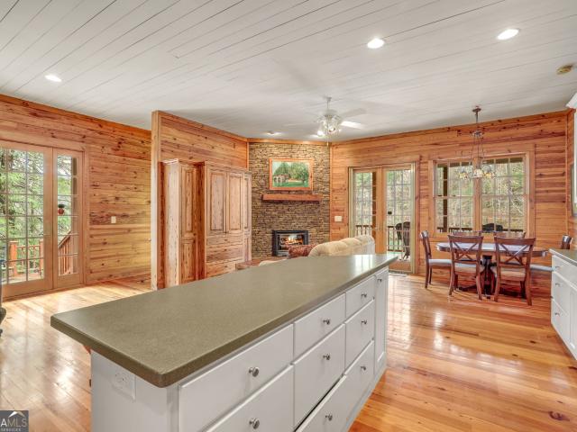 1233 Tame Turkey Road