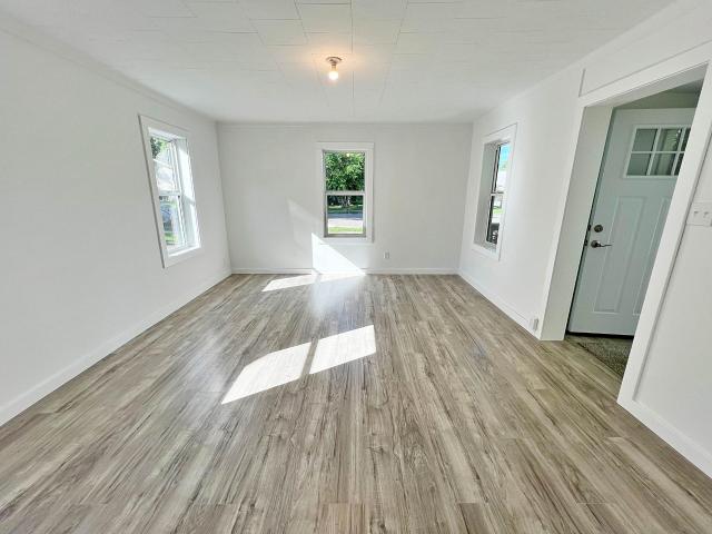 123 3rd Street NE