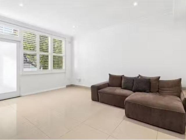 123 127 Alfred Street, SANS SOUCI Townhouse for rent Listed b.