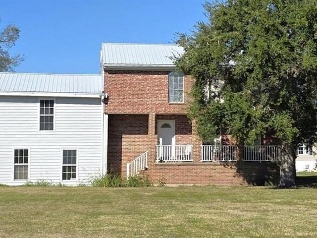 123 Colorado Ln, Buras, LA 70041