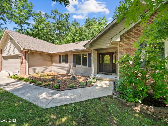 123 Camelot Lane