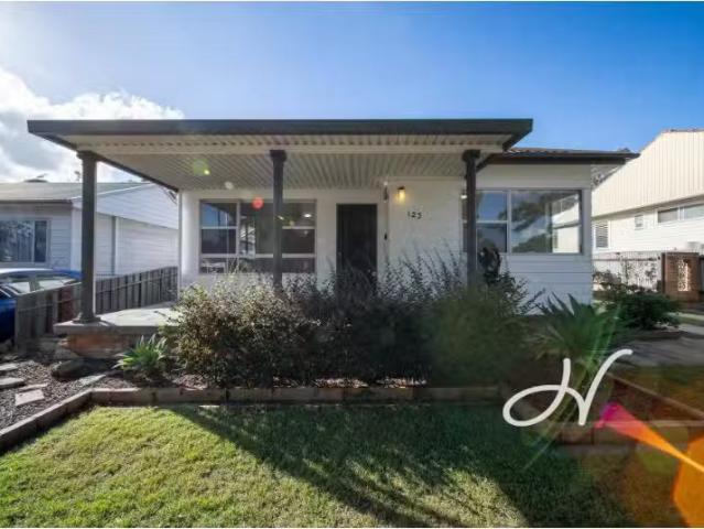 123 Addison Street, Beresfield House for rent Listed by Mieah.