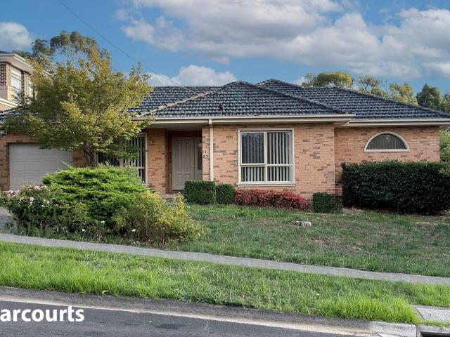 1/23 Barbara Avenue, GLEN WAVERLEY, VIC 3150