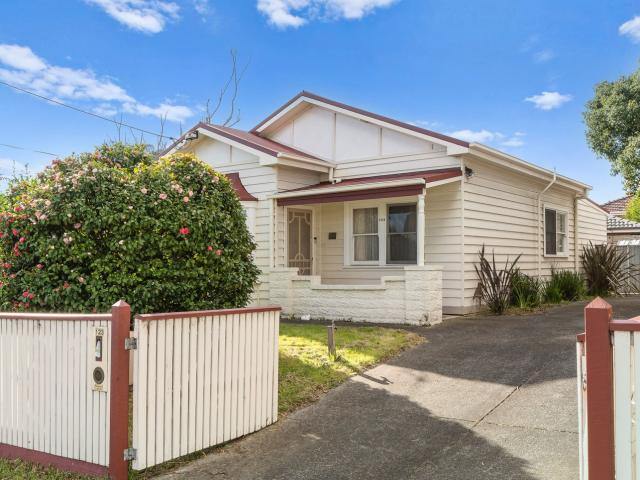 123 Beach Street, FRANKSTON, VIC 3199