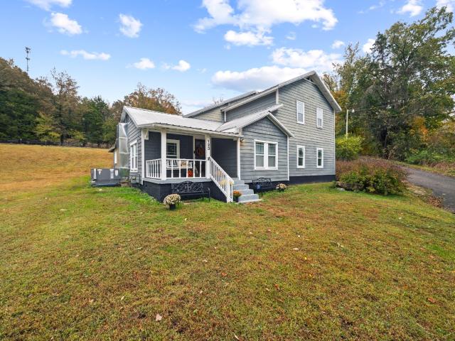 123 Brewer Dr