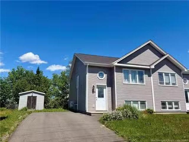 123 Gagnon Dr, Moncton, NB, E1A 0B8 house for sale Listing.