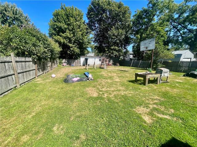 123 E Williams Street