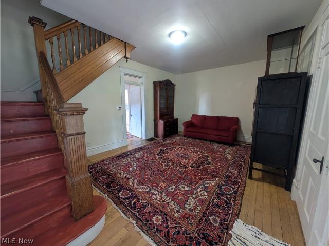 123 E Main Street
