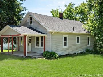 123 E Main Street