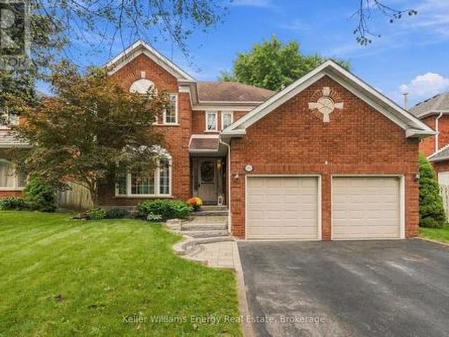 123 Erickson Drive, Whitby Blue Grass Meadows, ON, L1N 8Z4 house for sale | Listing ID E13795 | Royal LePage