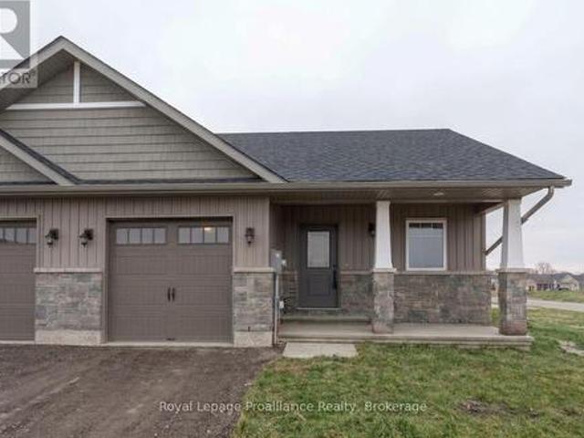 123 Farrington Crescent, Prince Edward County Picton Ward, ON, K0K 2T0 house for sale | Listing ID X13818 | Royal LePage