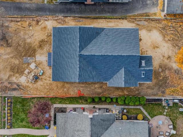 123 Hawthorne Avenue
