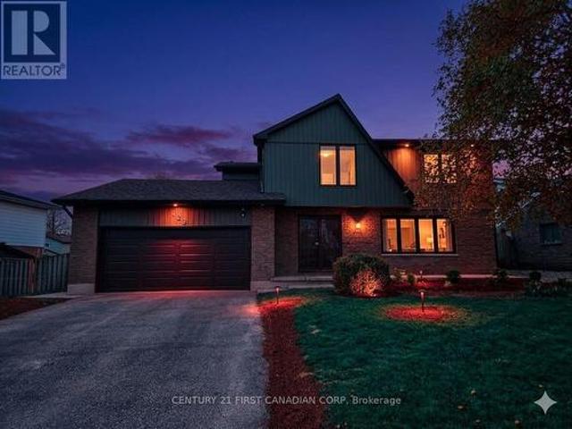 123 Hillsmount Crescent, London South M, ON, N6K 1V6 house for sale | Listing ID X13592 | Royal LePage