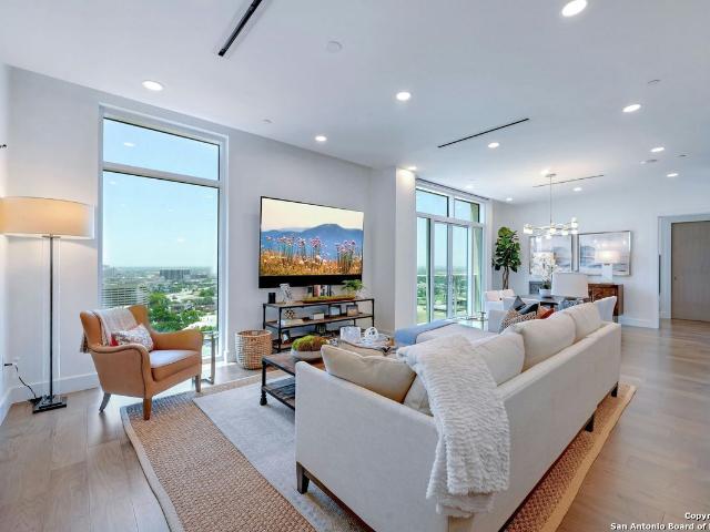 123 Lexington Ave, Unit 1410, San Antonio, TX 78205 | MLS #1929