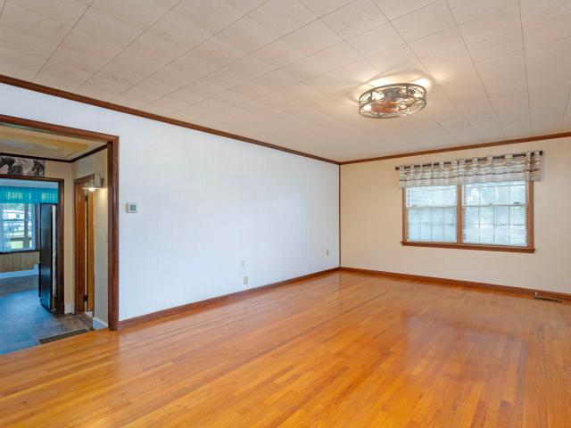123 Leggett Road