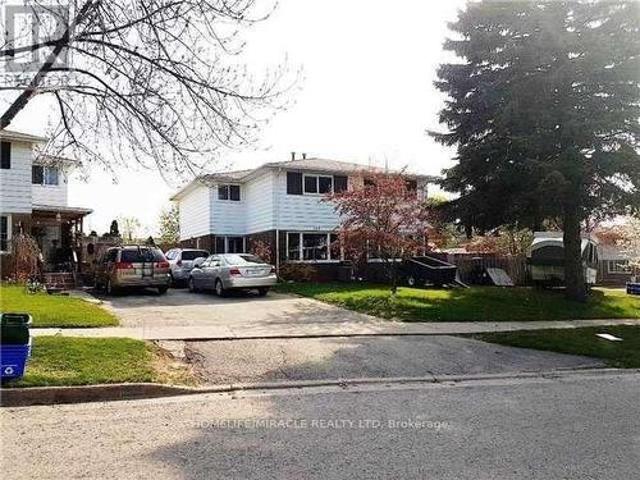 123 Mooregate Crescent, Kitchener, ON, N2M 2E9 house for lease | Listing ID X13836 | Royal LePage
