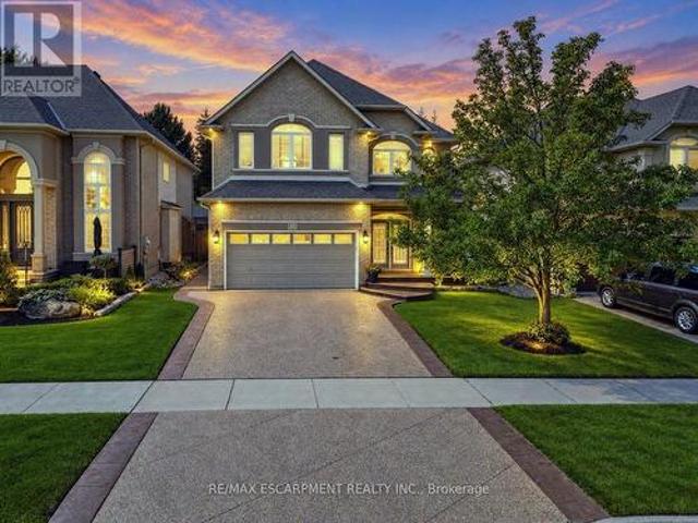123 Moorland Crescent, Hamilton, ON, L9K 1N8 house for sale | Listing ID X13802 | Royal LePage