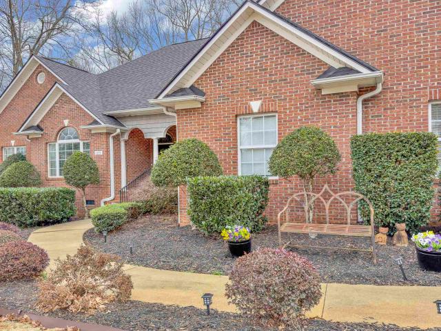 123 N Woodfin Ridge Dr, Inman, SC 29349 | MLS #332353