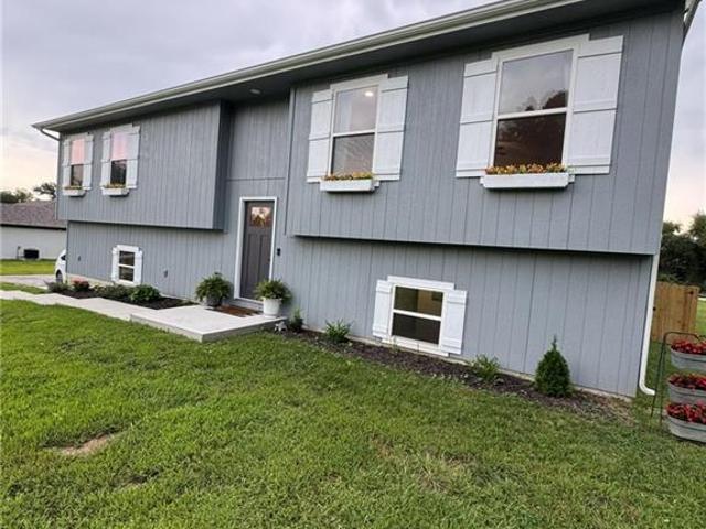 123 NW 171st Road