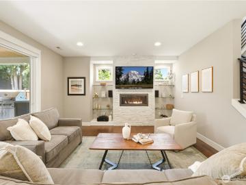 123 NW 185th Street