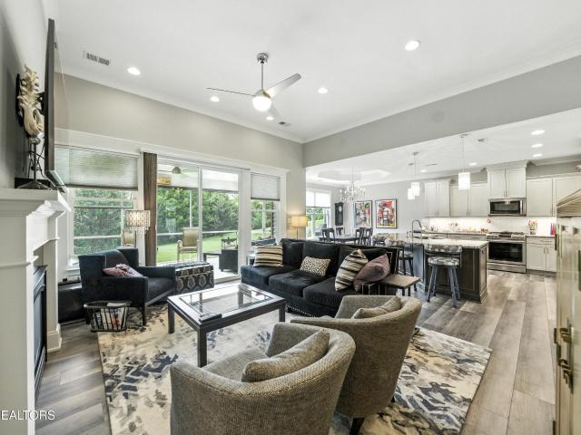 123 Pocola Way